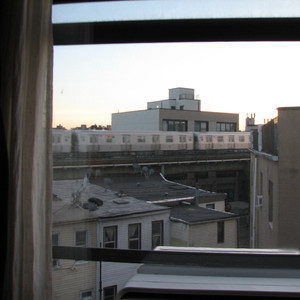 日本一本首视频二区
